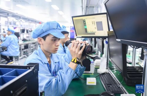 湖北打造萬億級光電子信息產業集群